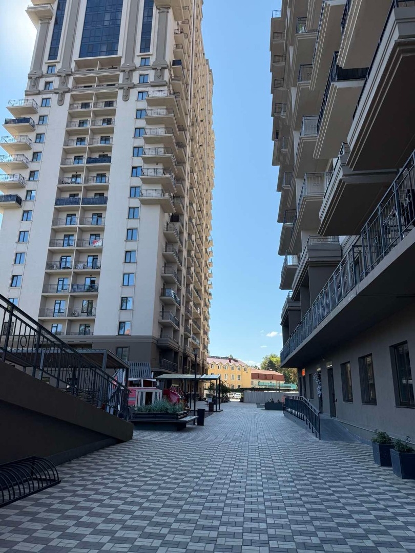 продажа двухкомнатной квартиры номер A-174689 в Приморском районе, фото номер 3